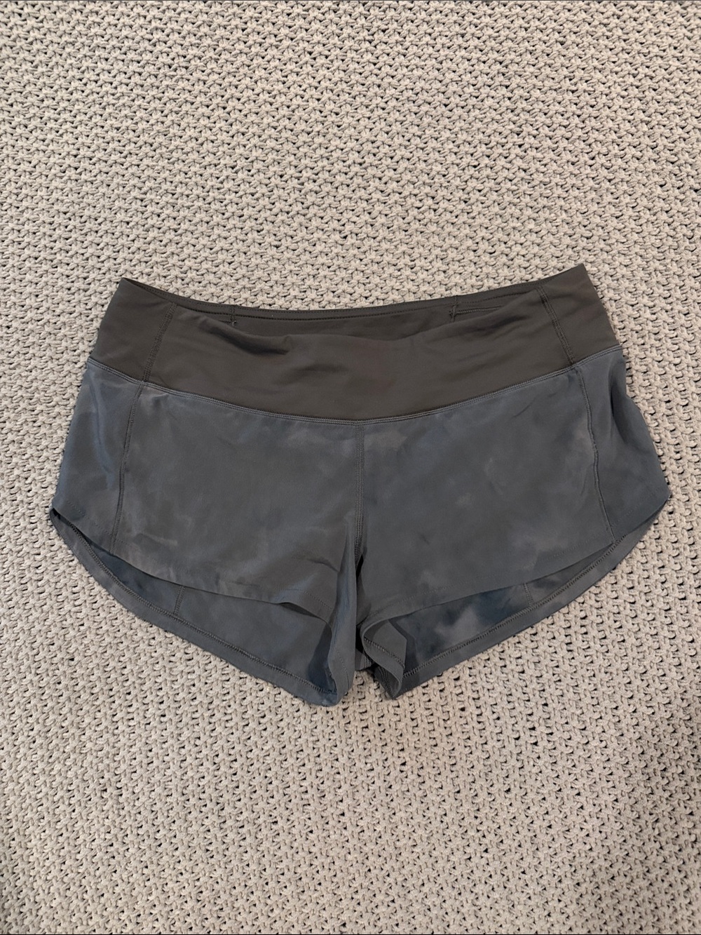 lululemon athletica Women's Speed Up Shorts in Charcoal/Black 2.5”